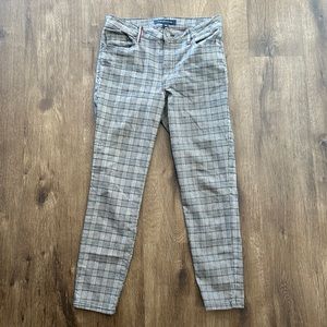 Tommy Hilfiger size 8 pant